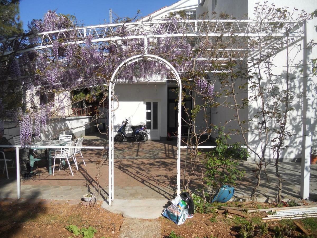 Apartments Gaj Brodarica  Luaran gambar